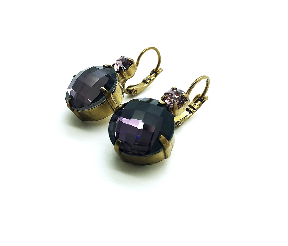E-1506 212204 (6) Mariana Earrings Amethyst & Light Amethyst Faceted Swarovski Crystals My Treasures Coll. - Image 1
