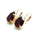 Earrings By Mariana Woman Beautiful Pair Shape Fuchsia Swarovski Crystals