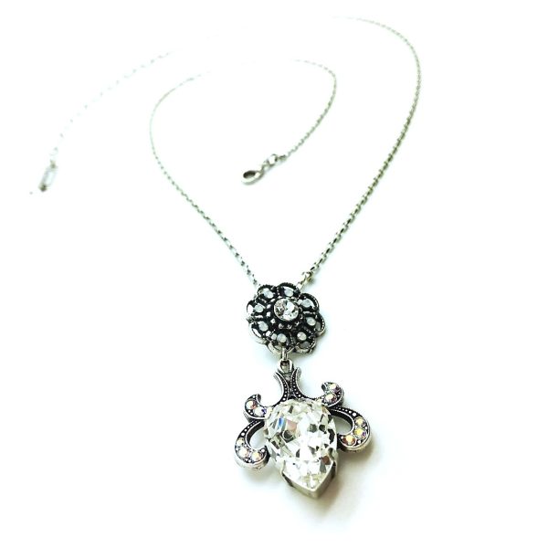 Mariana Pendant Necklace Pair & Flower Shape Swarovski Crystals On A Clear Day Inspiration Coll.