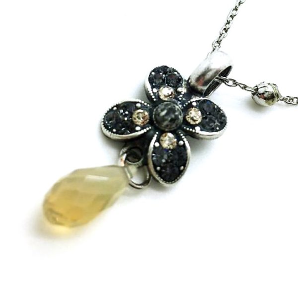 Mariana Necklace Pendant Adorable Flower Shape & Teardrop Crystal Swarovski Luxury Nirvana Coll.