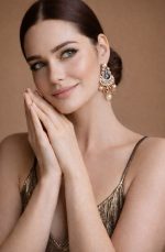 Earrings By Mariana Woman Timeless Pearl Mineral and Sapphire Swarovski Crystals - Image 3