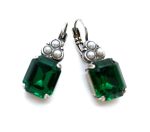 Earrings By Mariana Woman Elegant Emerald and Cream Pearl Swarovski Crystals - Image 2
