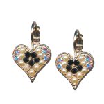 Earrings By Mariana Woman Charming Cream Pearl and Jet Swarovski Crystals