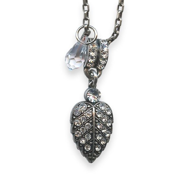 Necklace Pendant by Mariana My Treasures Coll. Exquisite Clear Austrian Crystal