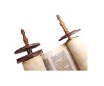 Torah Scroll Worthy of Repair Rare and Beautiful 42 cm Klaff By Tifara Judaica - Image 5