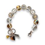 Bracelet by Mariana Exquisite Pearl and Moonlight Swarovski Crystals - Image 2