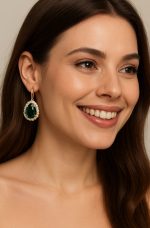 Earrings By Mariana Woman Exquisite Emerald and Clear Swarovski Crystals - Image 3