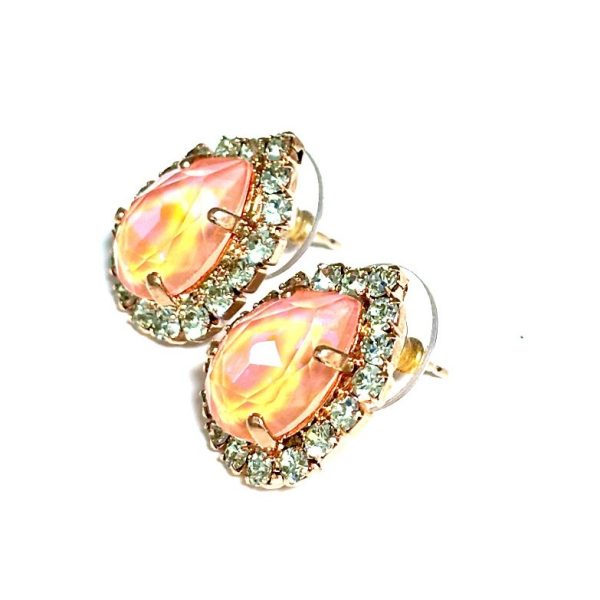 Earrings by Mariana Woman Beautiful Peach and Chrysolite Swarovski Crystals