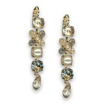 Earrings by Mariana Woman Timeless Golden and Pearl Swarovski Crystals - Image 2