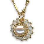 Necklace Pendant by Mariana Woman Timeless Pearl and Opal Swarovski Crystals - Image 2