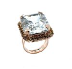 Ring by Mariana Woman Exquisite Clear and Topaz Swarovski Crystals - Image 2