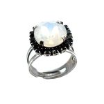 Ring by Mariana Woman Gorgeous Montana Blue and White Opal Swarovski Crystals - Image 2