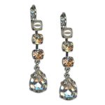 Earrings by Mariana Woman Timeless Pearl and Clear Swarovski Crystals - Image 2