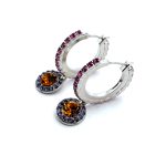Earrings by Mariana Woman Hoop Fuchsia and Topaz Swarovski Crystals - Image 2