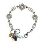Bracelet by Mariana Woman Timeless Pearl and Golden Swarovski Crystals
