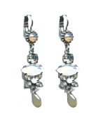 Earrings By Mariana Woman Elegant White Opal and Shell Swarovski Crystals - Image 2