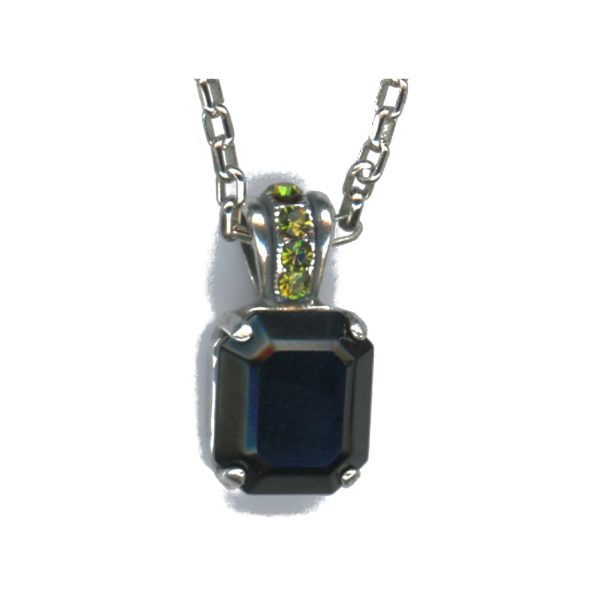 Pendant By Mariana Woman Modern Olivene and Jet Swarovski Crystals