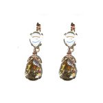 Earrings By Mariana Woman Chic Golden Shadow and Light Peach Swarovski Crystals - Image 2