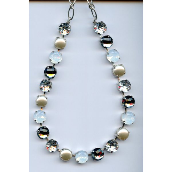 Necklace By Mariana Woman Luminous White Opal and Pearl Swarovski Crystals
